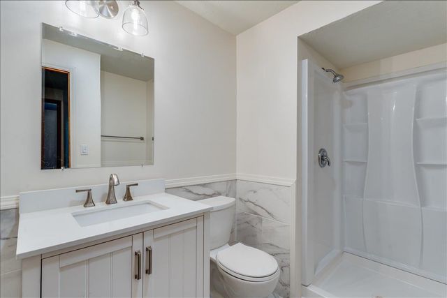 7713 E Oakmount St, Wichita, KS 67226