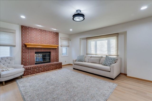 7713 E Oakmount St, Wichita, KS 67226