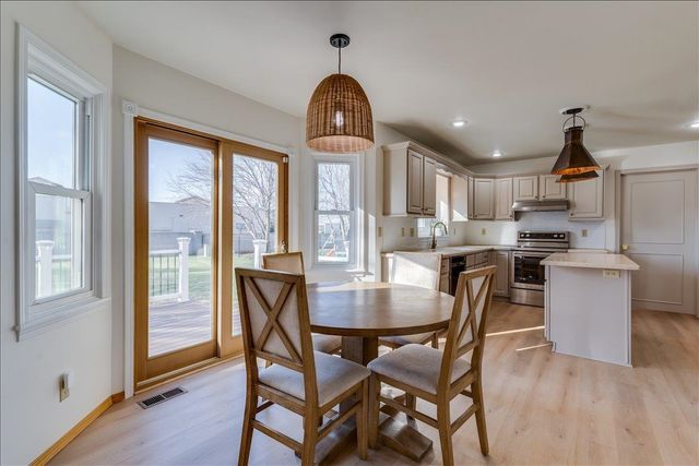 7713 E Oakmount St, Wichita, KS 67226