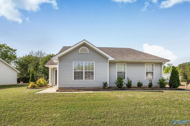 201 Sandy Wood Court, Madison, AL 35758