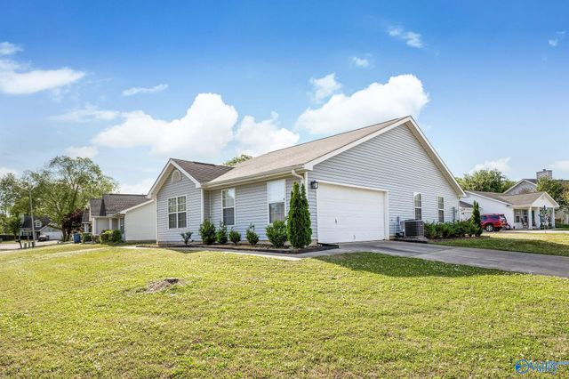 201 Sandy Wood Court, Madison, AL 35758