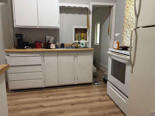 201 S Merchant, Emporia, KS 66801