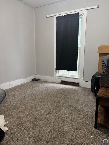 201 S Merchant, Emporia, KS 66801