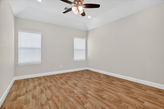 5503 Firewood Trail, Granbury, TX 76048