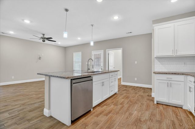 5503 Firewood Trail, Granbury, TX 76048