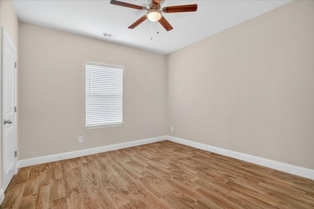 5503 Firewood Trail, Granbury, TX 76048