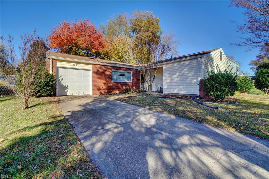 109 Deerfield BLVD, Hampton, VA 23666