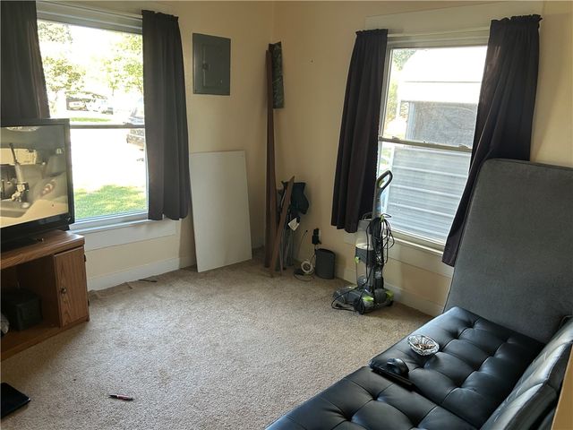 300 E Thompson Street, Clarksville, AR 72830