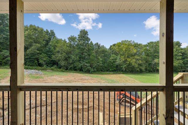 625 Farm Ridge Dr, Cookeville, TN 38506