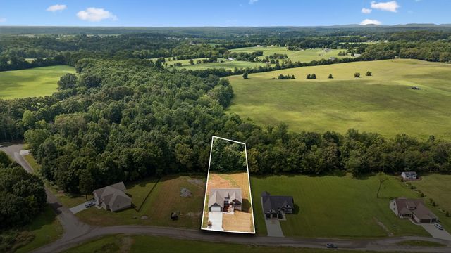 625 Farm Ridge Dr, Cookeville, TN 38506