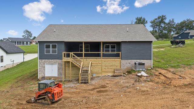 625 Farm Ridge Dr, Cookeville, TN 38506