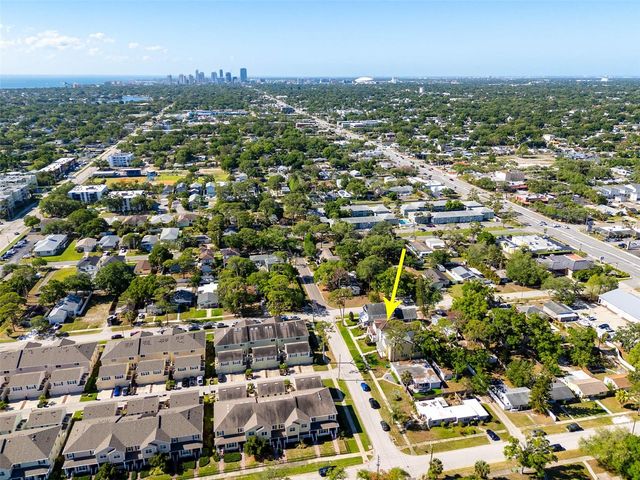 4916 3RD STREET N, St Petersburg, FL 33703