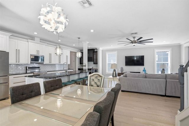 4916 3RD STREET N, St Petersburg, FL 33703