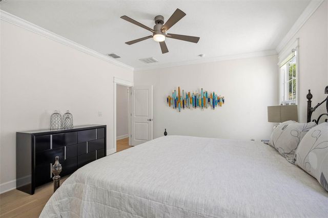 4916 3RD STREET N, St Petersburg, FL 33703