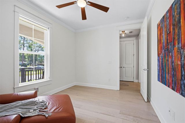 4916 3RD STREET N, St Petersburg, FL 33703