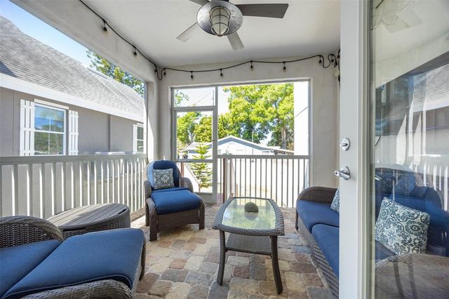 4916 3RD STREET N, St Petersburg, FL 33703