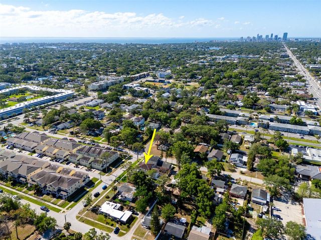 4916 3RD STREET N, St Petersburg, FL 33703