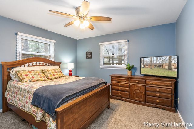 6898 Georgetown Avenue, Hudsonville, MI 49426