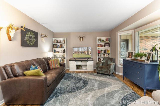 6898 Georgetown Avenue, Hudsonville, MI 49426