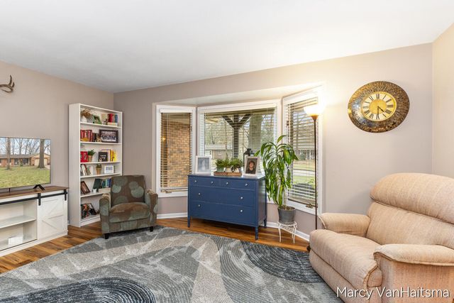 6898 Georgetown Avenue, Hudsonville, MI 49426