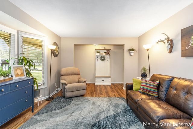 6898 Georgetown Avenue, Hudsonville, MI 49426