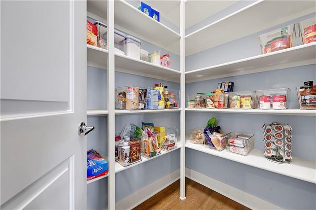 10715 W 142nd Terrace, Overland Park, KS 66221