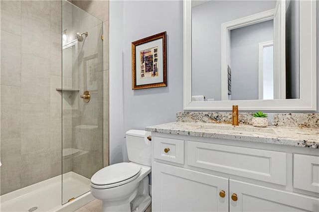 10715 W 142nd Terrace, Overland Park, KS 66221