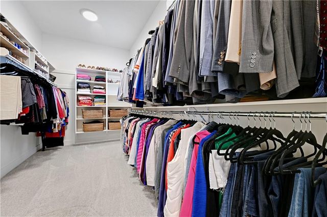 10715 W 142nd Terrace, Overland Park, KS 66221