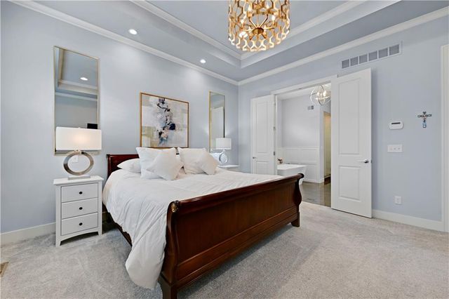 10715 W 142nd Terrace, Overland Park, KS 66221