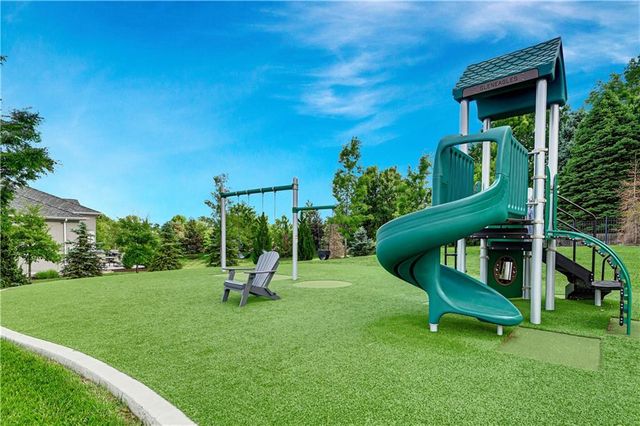 10715 W 142nd Terrace, Overland Park, KS 66221