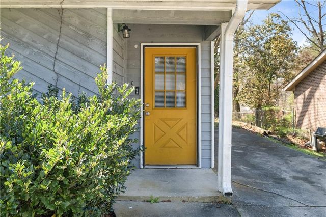 1156 Pinedale Circle NW, Conyers, GA 30012