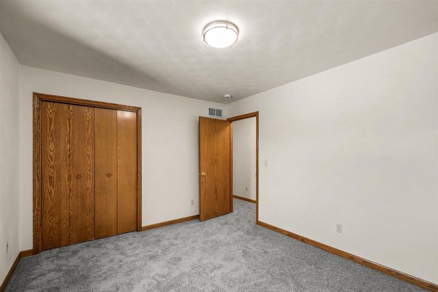 W3127 GLENBROOKE COURT, Appleton, WI 54915