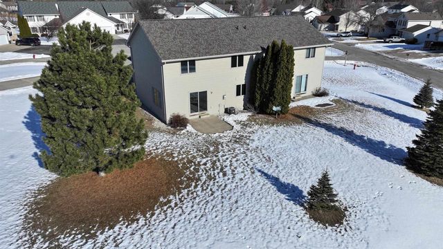 W3127 GLENBROOKE COURT, Appleton, WI 54915