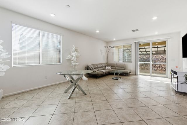 10822 E Franklin Falls Way, Vail, AZ 85641