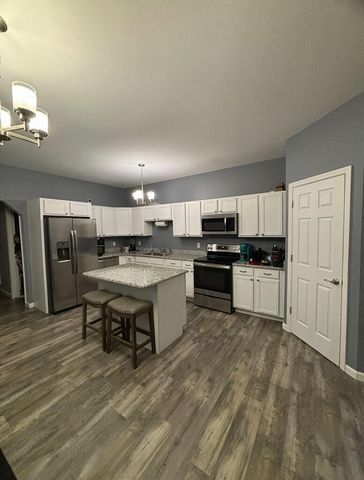 659 Clubhouse Drive, Prestonsburg, KY 41653