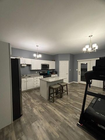 659 Clubhouse Drive, Prestonsburg, KY 41653