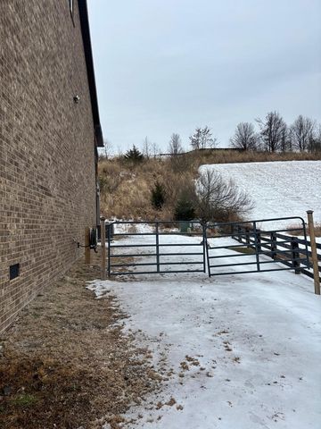 659 Clubhouse Drive, Prestonsburg, KY 41653