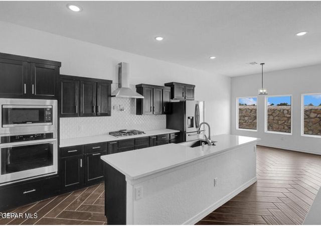 232 Olive Branch Trail, Santa Teresa, NM 88008