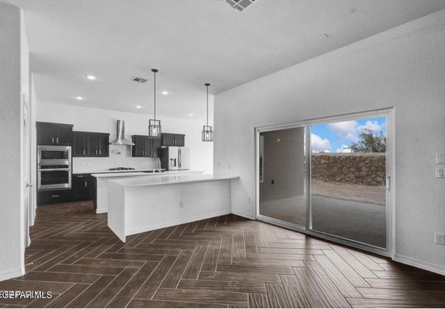 232 Olive Branch Trail, Santa Teresa, NM 88008