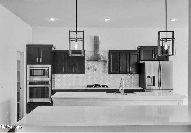 232 Olive Branch Trail, Santa Teresa, NM 88008