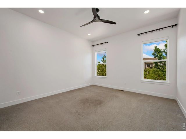 4407 Lake Nakoni Ct, Loveland, CO 80538
