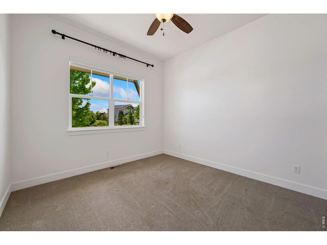 4407 Lake Nakoni Ct, Loveland, CO 80538