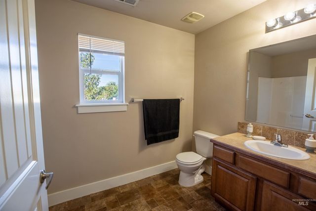 11073 W Garverdale Ln #103, Boise, ID 83713