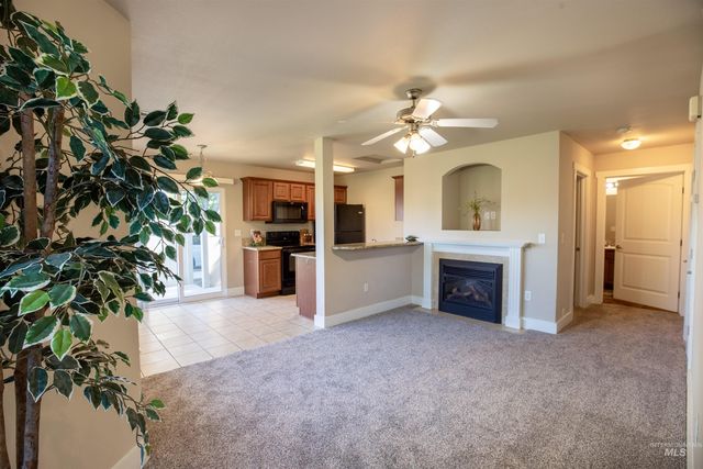 11073 W Garverdale Ln #103, Boise, ID 83713