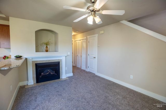 11073 W Garverdale Ln #103, Boise, ID 83713