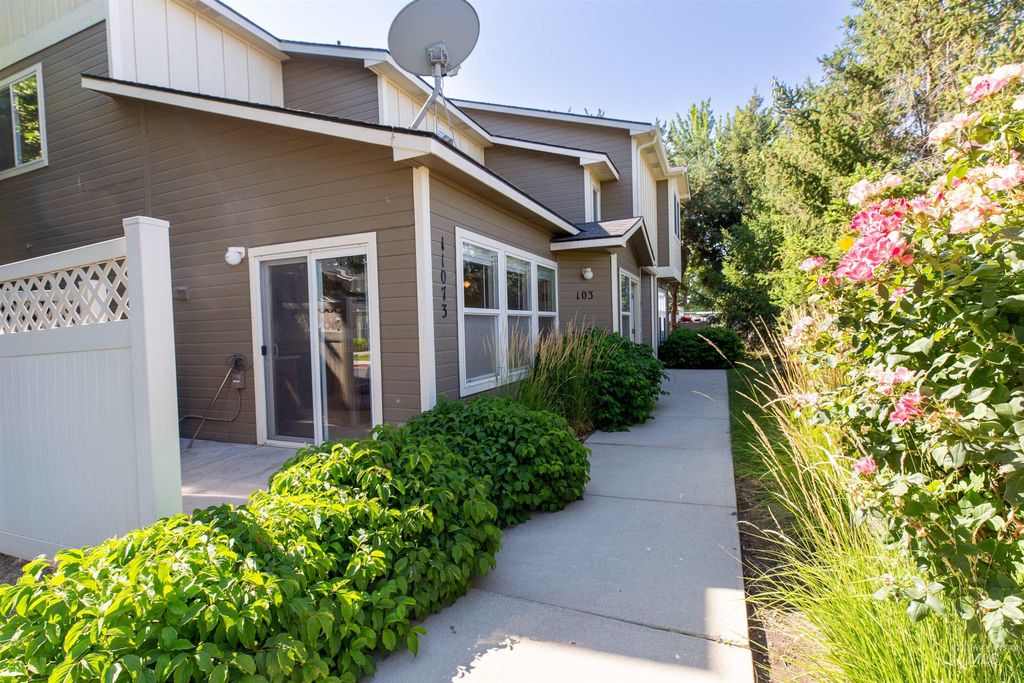11073 W Garverdale Ln #103, Boise, ID 83713