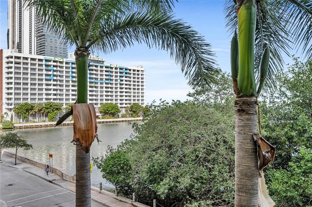 2000 N Bayshore Dr 316, Miami, FL 33137