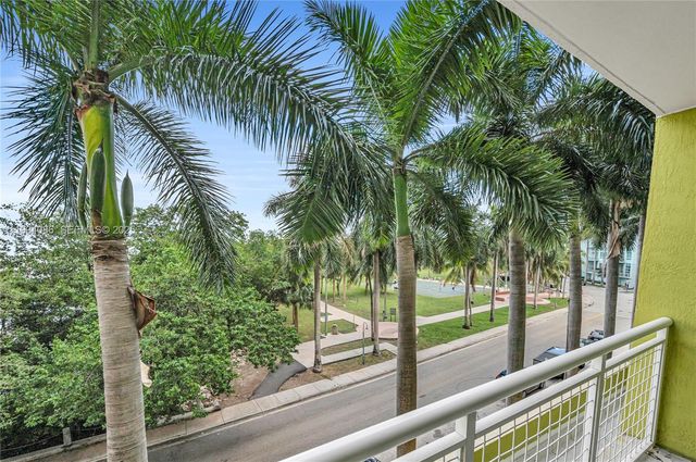 2000 N Bayshore Dr 316, Miami, FL 33137