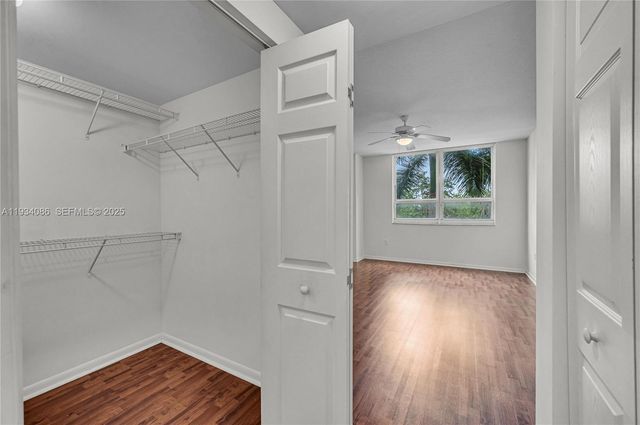 2000 N Bayshore Dr 316, Miami, FL 33137