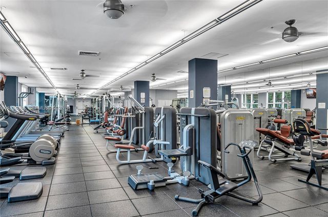 2000 N Bayshore Dr 316, Miami, FL 33137